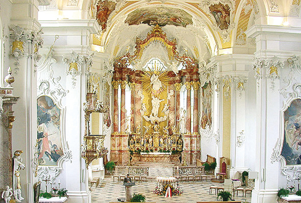 A painting depicting the miracle Interior of the church was wiped. As soon as news of this miraculous event began to spread, more and more pilgrims