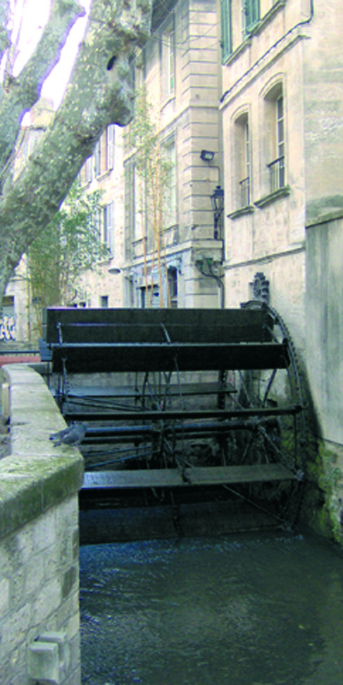 Canal that runs near the Chapel