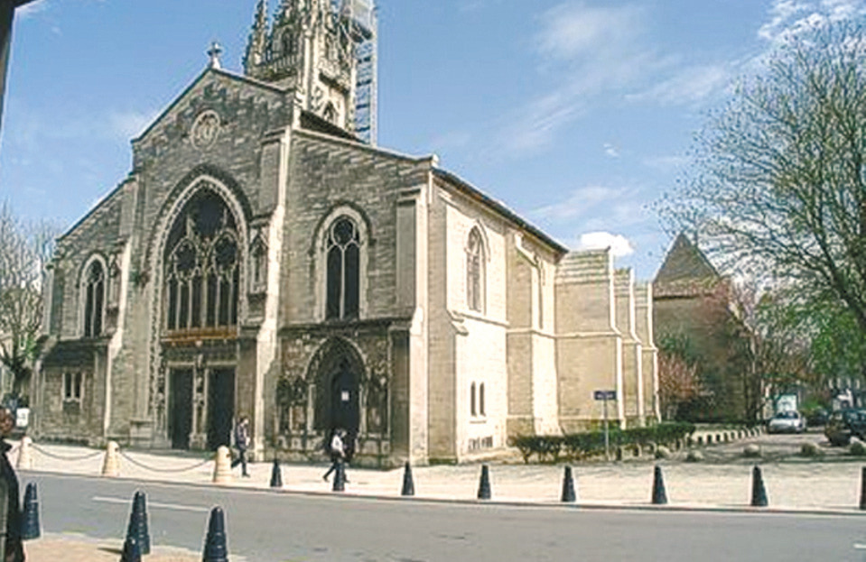 Church of St. Eulalia in Bordeaux event was approved by the ecclesiastical authori- ties, among whom were the Archbishop of Bor- deaux, Monsignor D 'Aviau, who heard personal-