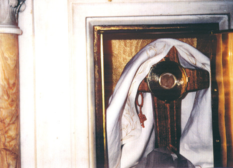 The Eucharistic Miracle of Douai