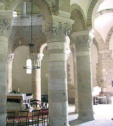 The Eucharistic Miracle of La Rochelle / Neuvy Saint Sépulcre