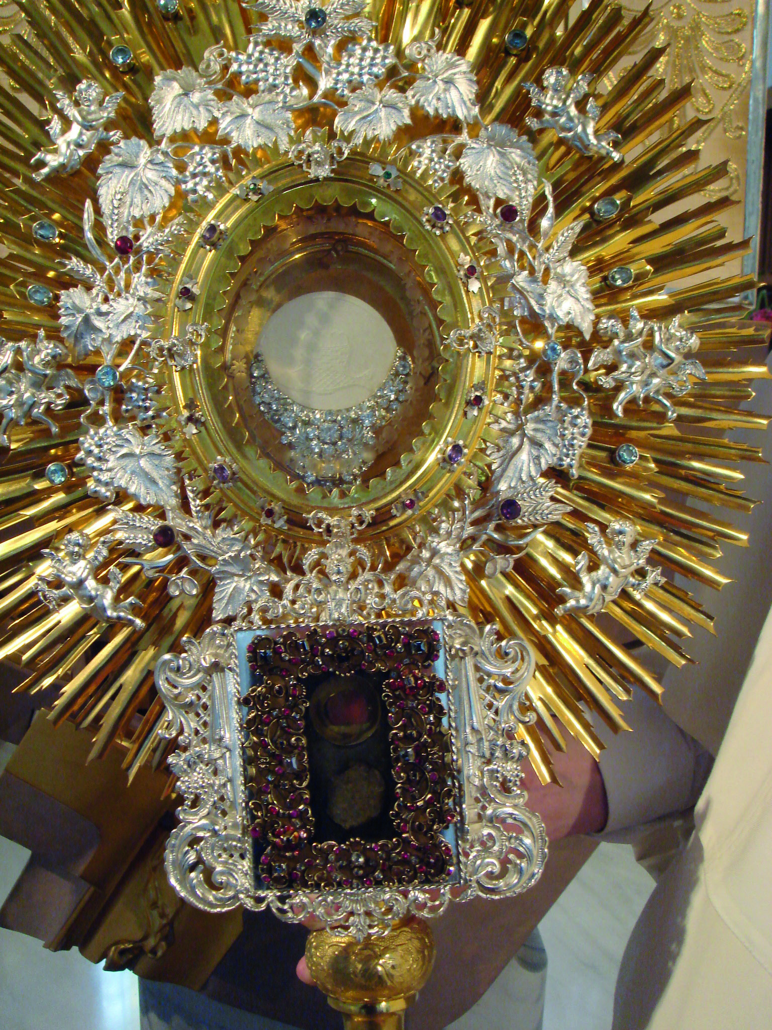 Gilded reliquary and sacred relic preserved from the Eucharistic Miracle of Augsburg (1194)
