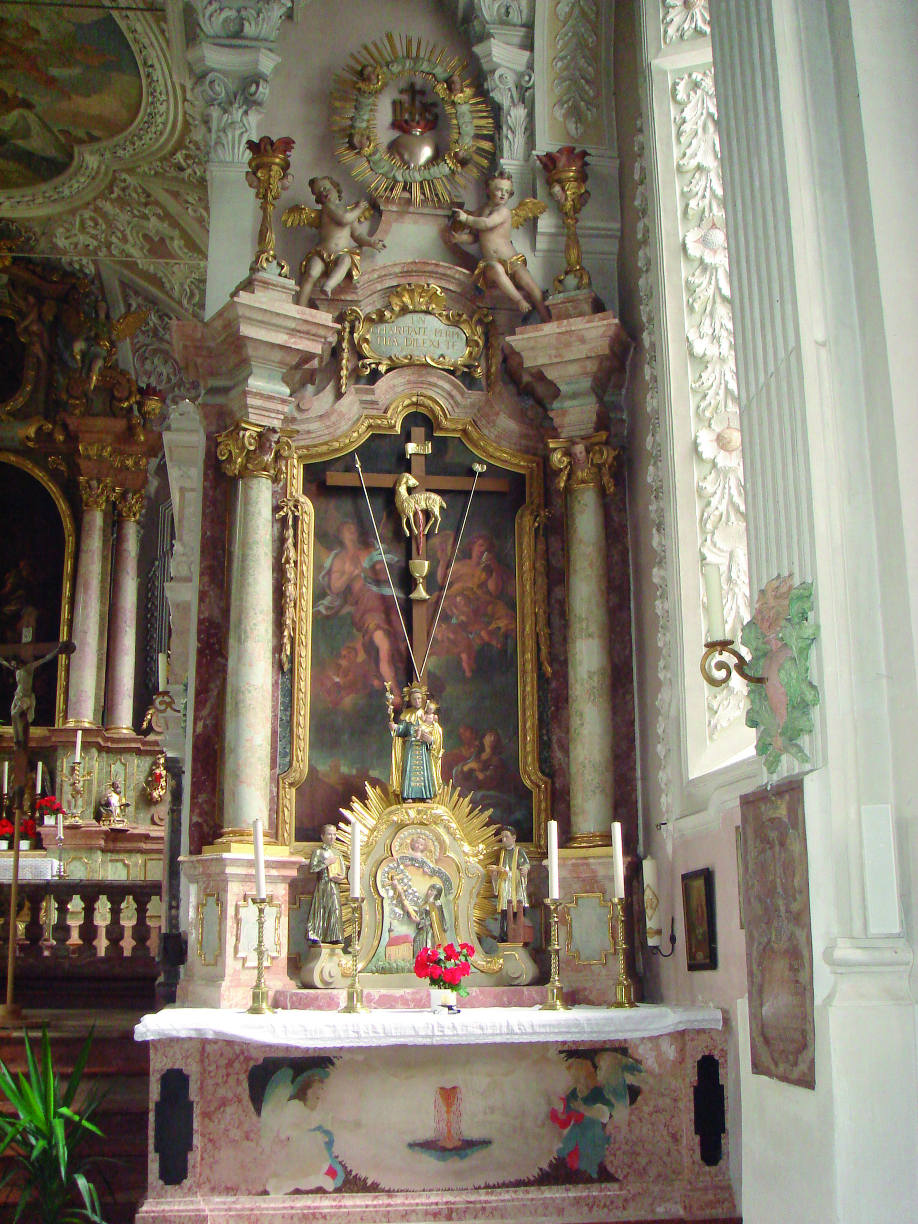 Historical documentation and sacred art honoring the Eucharistic life of the saints