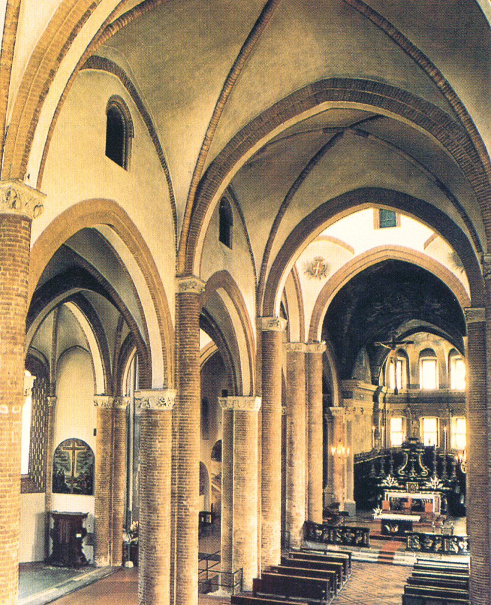 Interior of the collegiate church of San Secondo