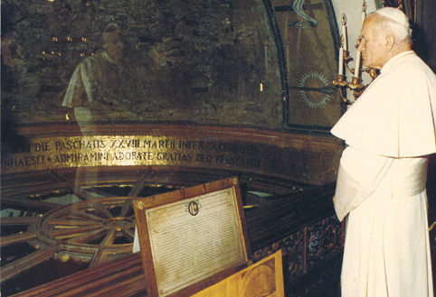 Historical artwork and preserved documentation of the Eucharistic Miracle of Ferrara (1171)