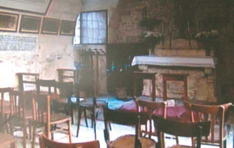 HA BAGNATO LA SUA TERRA., Interior of the sacrilegious