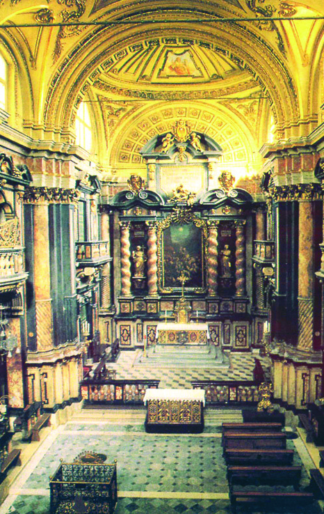 Holy Spirit Confraternity. Interior of Corpus Domini's Basilica
