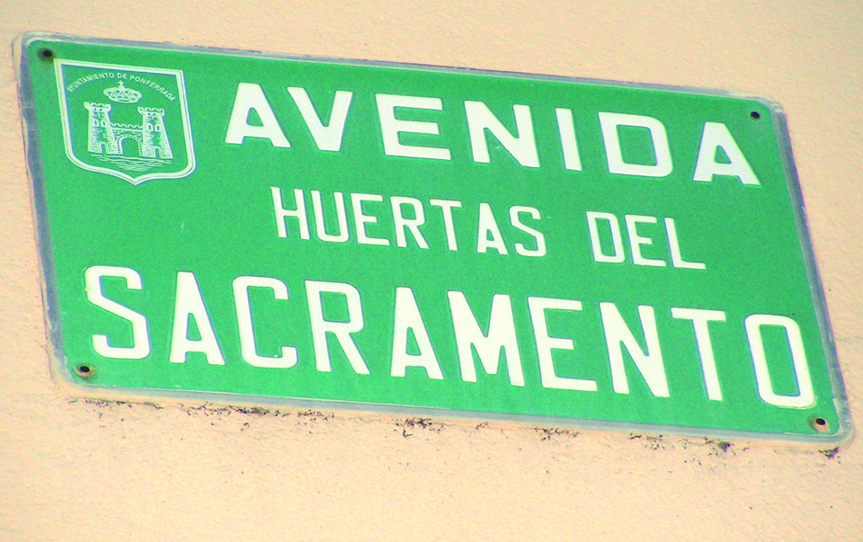 Street named in honor of the recovery of the miracle