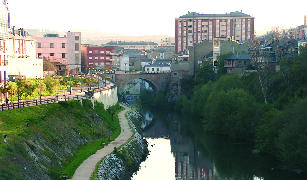 Sil River, near the Arenal Field, where Juan de Benavente wanted to throw the tabernacle containing the Hosts